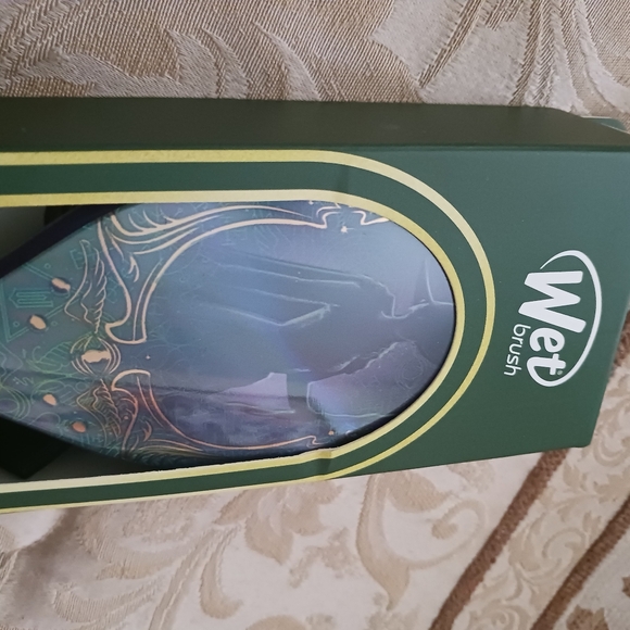 Wickedly Beautiful Elphaba Wet Hair Brush NIB Full Size - Picture 10 of 10